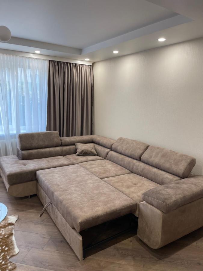 Stradinya Apartment Ventspils Buitenkant foto