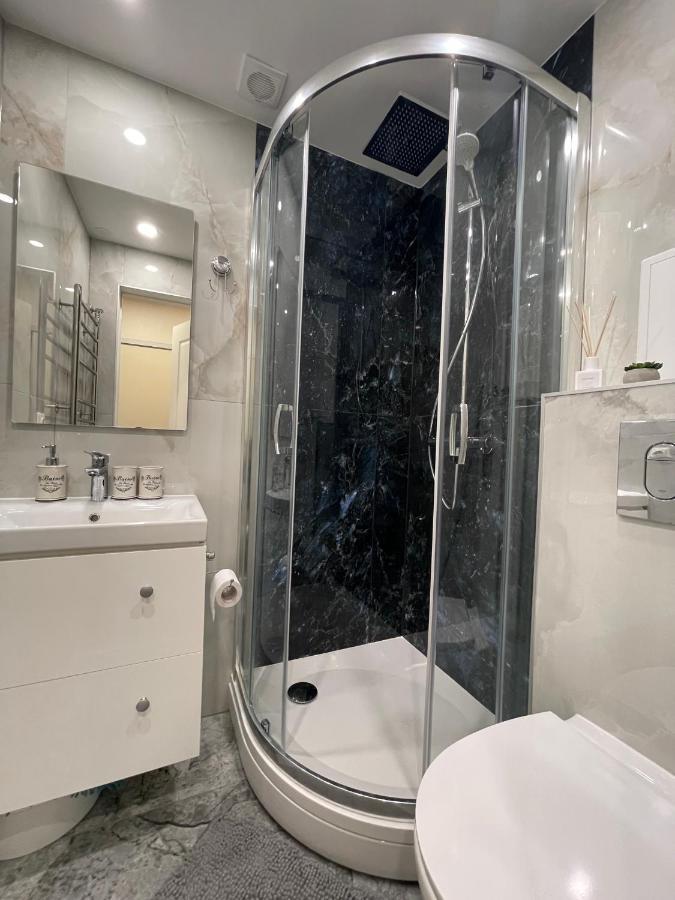 Stradinya Apartment Ventspils Buitenkant foto